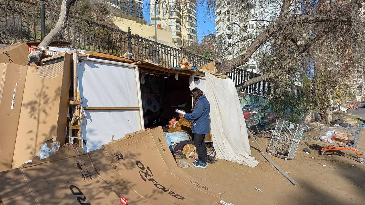 Dirección de Desarrollo Comunitario de Viña del Mar inició catastro de personas en situación de calle en la comuna