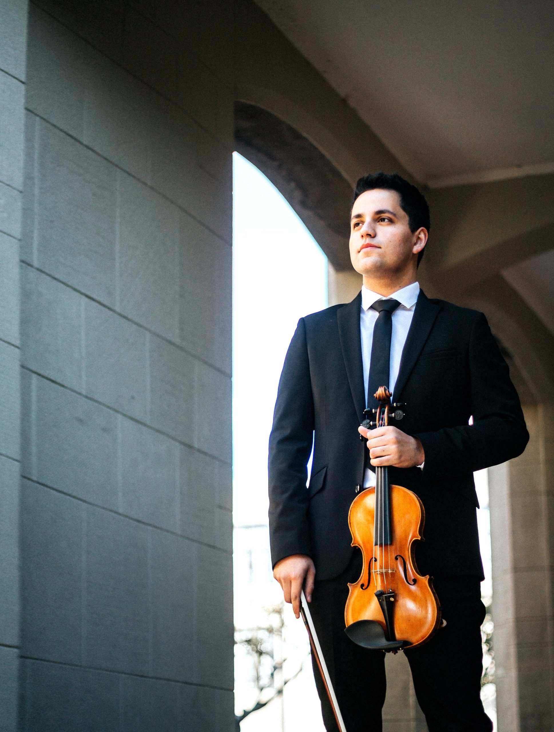 Violinistas de diversos continentes participarán en el Concurso Musical “Dr. Luis Sigall”