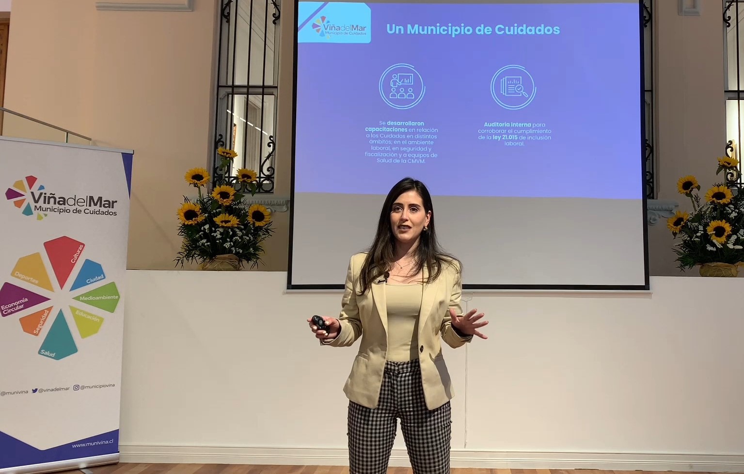 Alcaldesa Ripamonti da cuenta pública e informa cumplimiento 100% del plan de los 100 primeros días