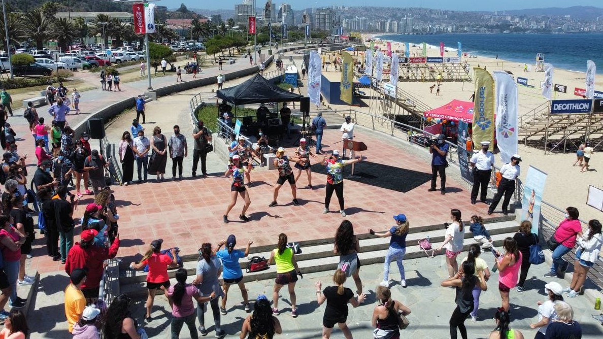 Talleres y eventos gratuitos en Viña del Mar presenta la renovada Playa del Deporte 2022