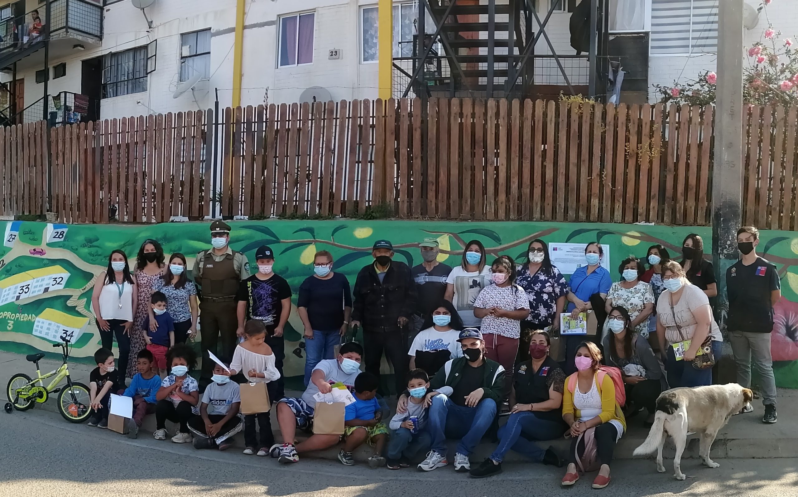 Vecinos de Forestal, Glorias Navales y Miraflores diseñaron y pintaron murales para dar nueva vida a espacios comunitarios