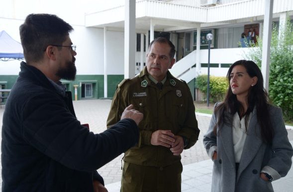 Alcaldesa Macarena Ripamonti pide fiscal exclusivo para investigar homicidios en Viña del Mar: Coordinó trabajos con Carabineros en reunión con prefecto (s)